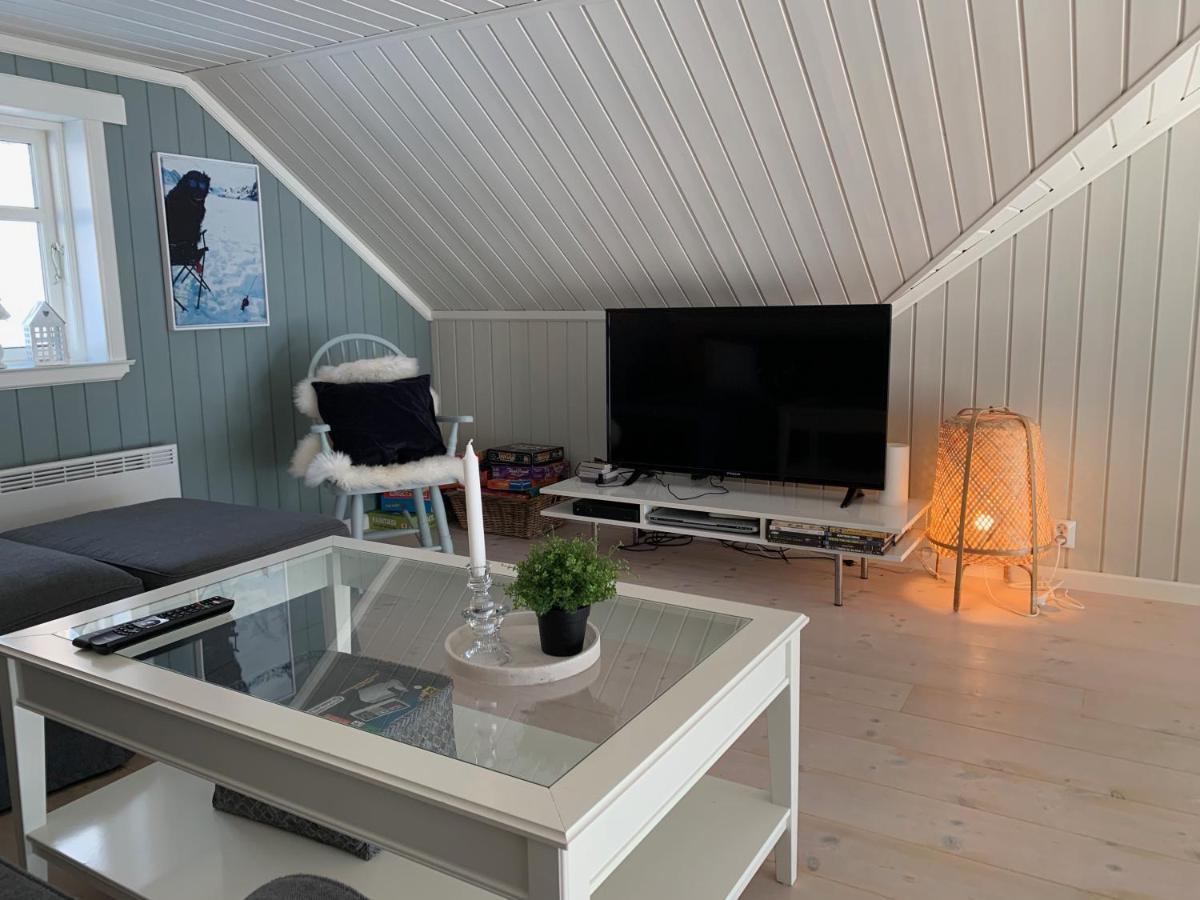 Villa Lemonsjøen-Jotunheimen-Besseggen Stuttgongfossen Exterior foto