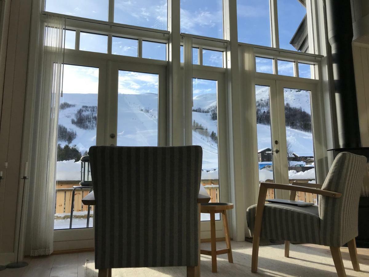 Villa Lemonsjøen-Jotunheimen-Besseggen Stuttgongfossen Exterior foto